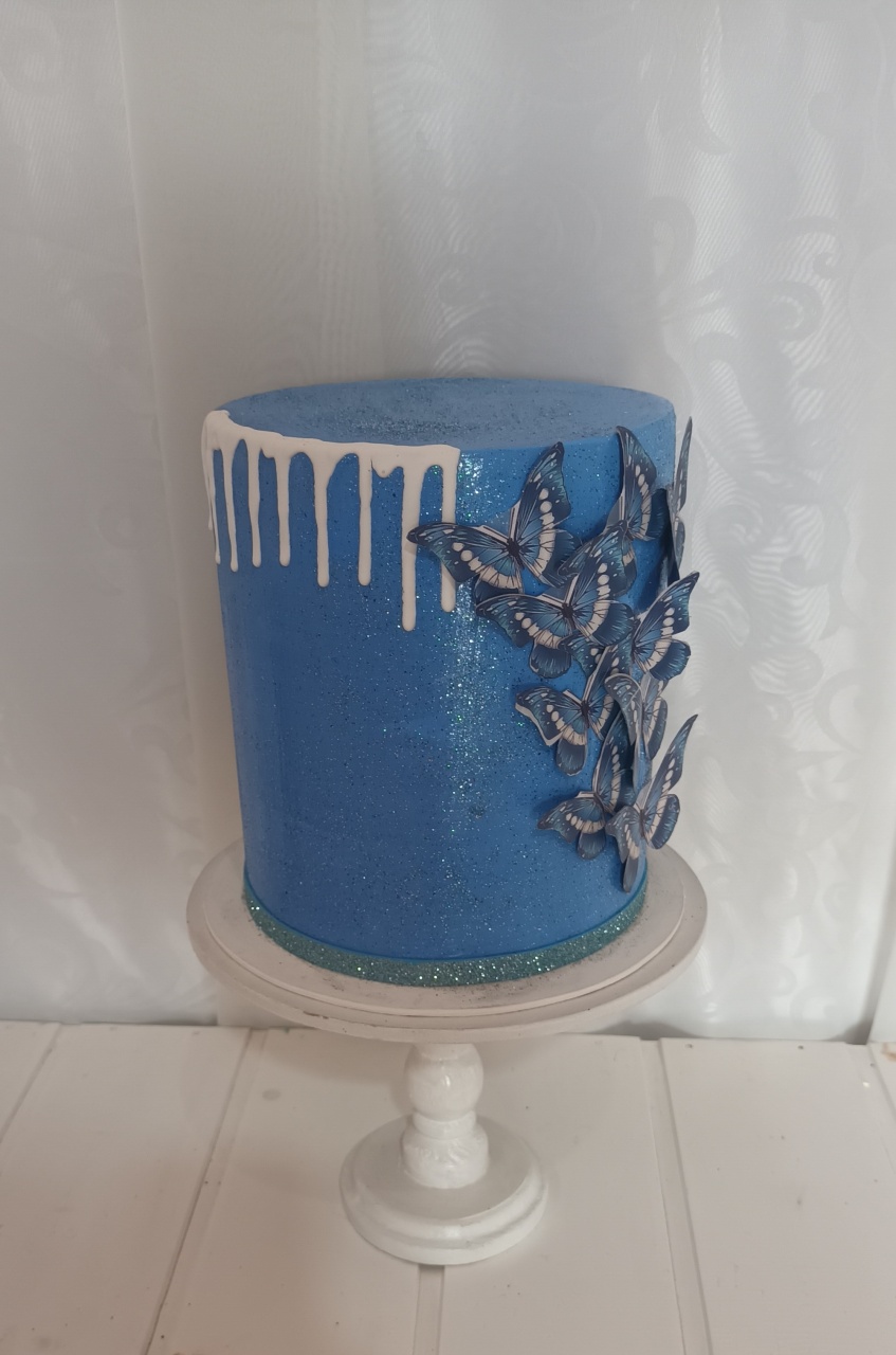 Bolo Fake I  -  Borboletas Azul - CRIS FEST DECOR - PEGUE E MONTE