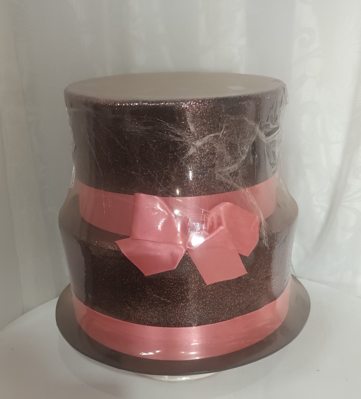 Bolo Fake Ii  - Preto E Rosa Brilhante - CRIS FEST DECOR - PEGUE E MONTE