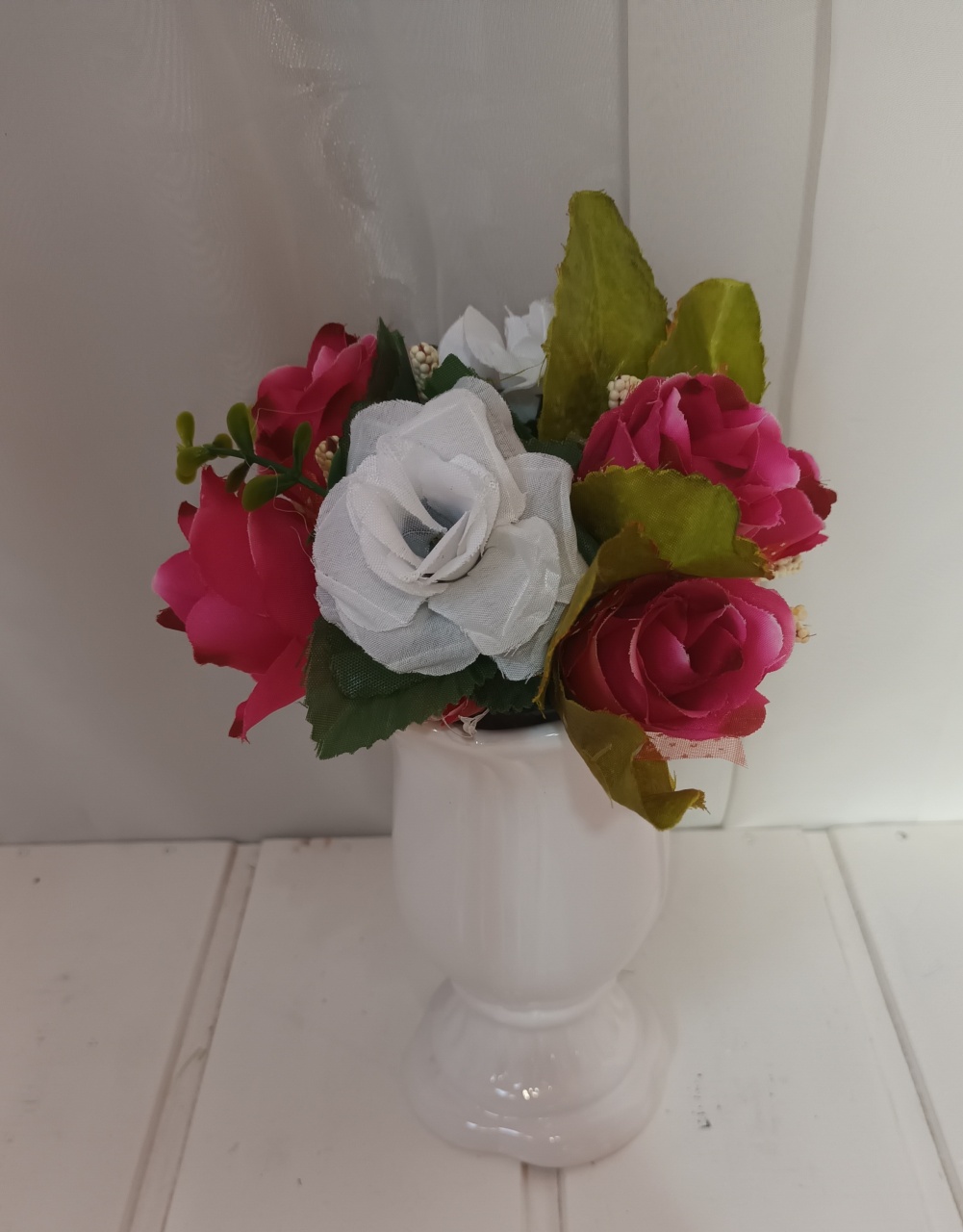 Mini Arranjo Floral - Rosa E Branco - CRIS FEST DECOR - PEGUE E MONTE