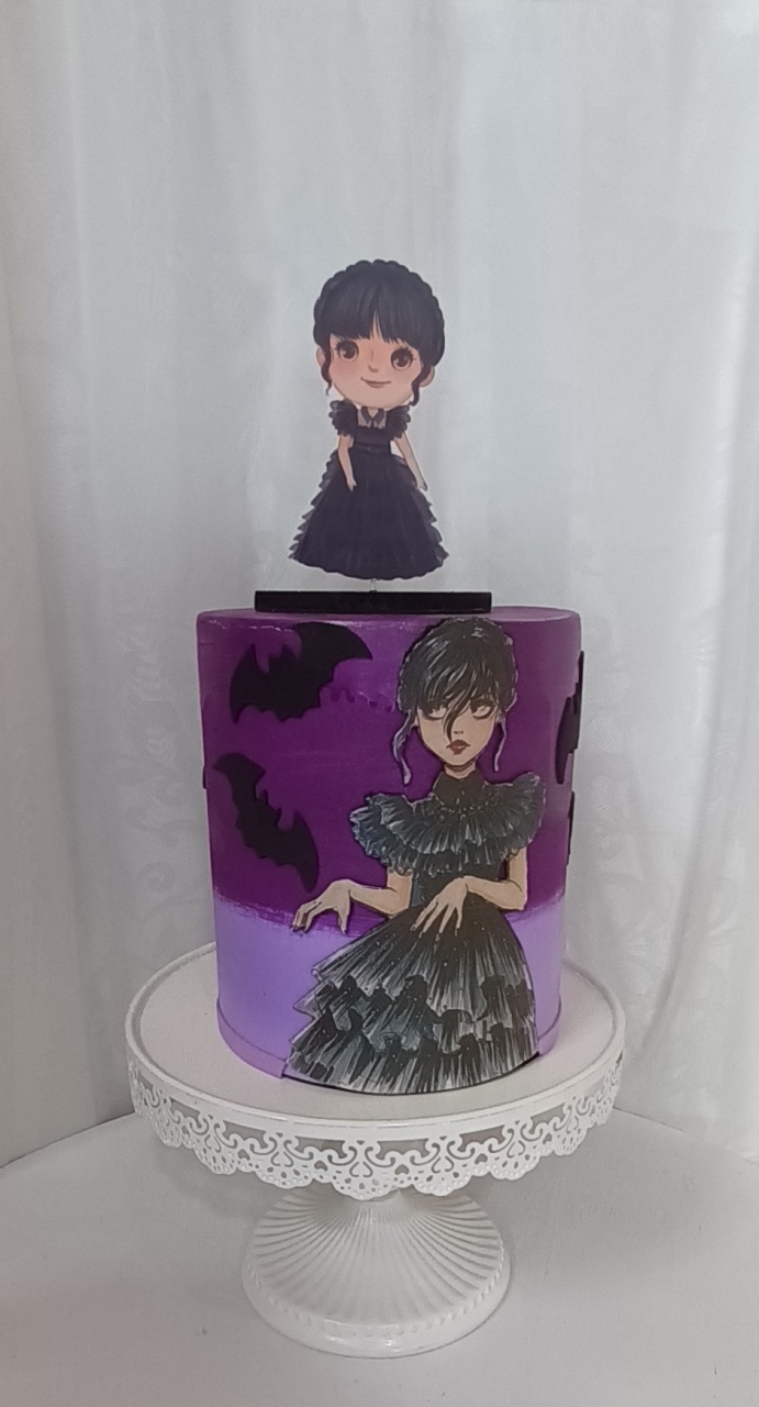 Bolo Fake I  -  Wandinha - CRIS FEST DECOR - PEGUE E MONTE