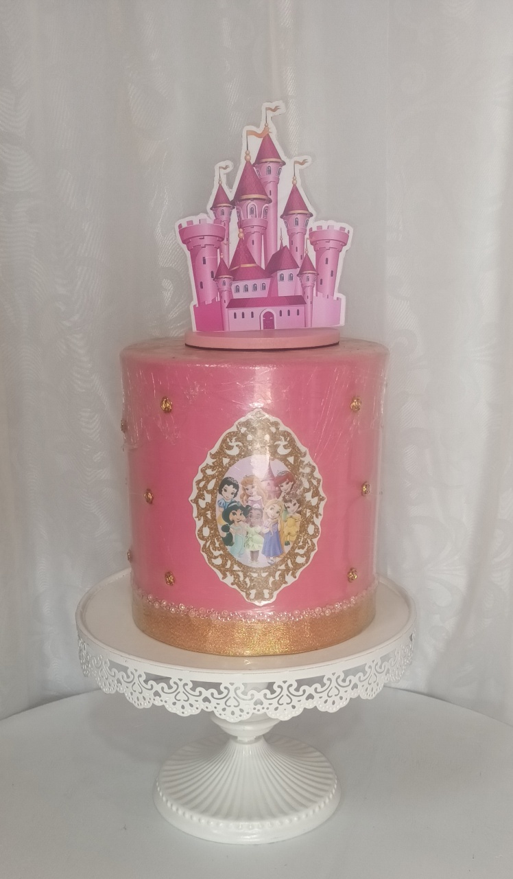 Bolo Fake I  -  Princesas - CRIS FEST DECOR - PEGUE E MONTE