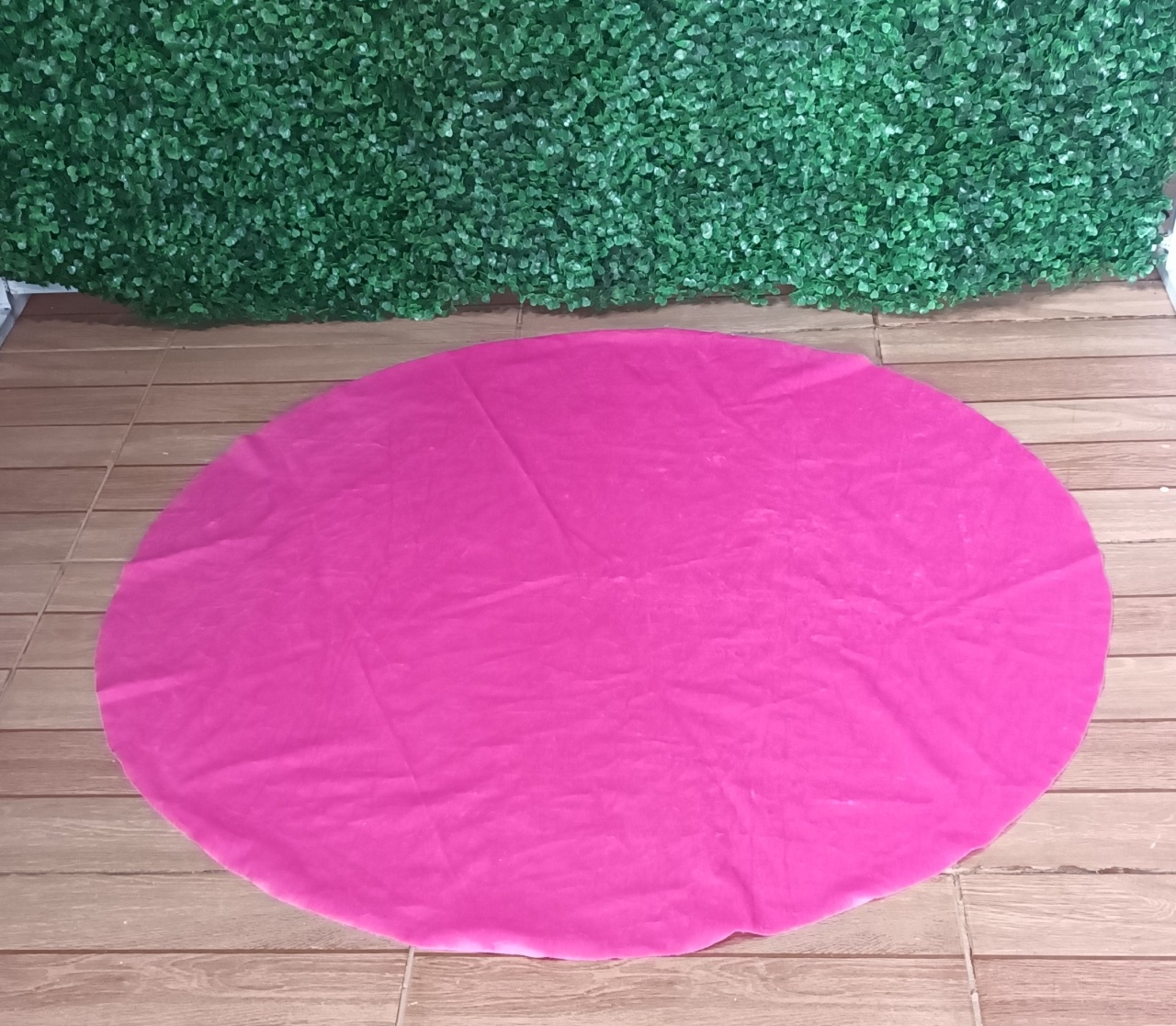 Tapete Redondo Rosa 1M   - CRIS FEST DECOR - PEGUE E MONTE
