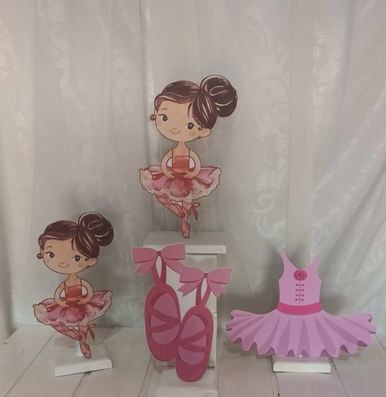 Display de Mesa - Tema: Bailarina - CRIS FEST DECOR - PEGUE E MONTE