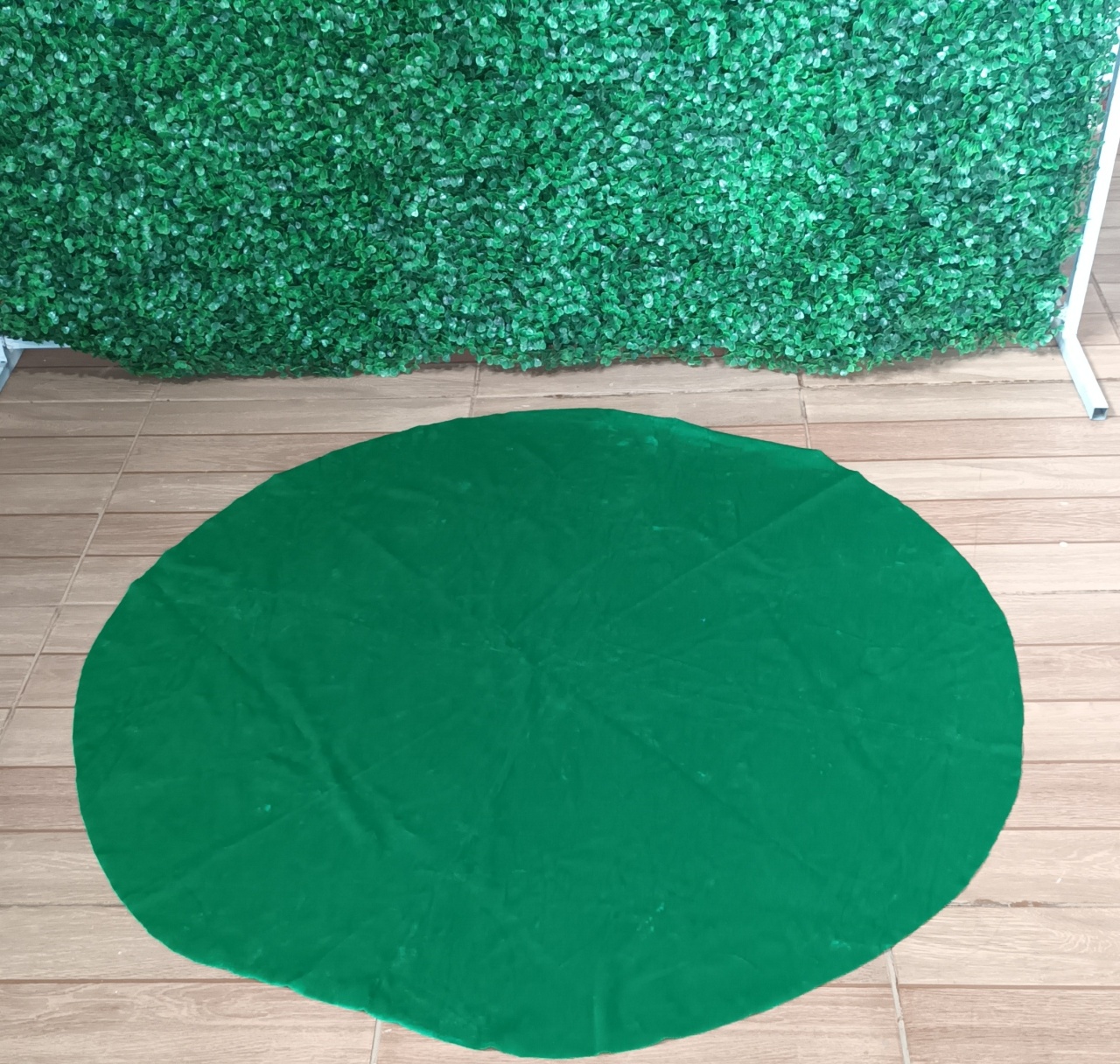 Tapete Redondo Verde 1M  - CRIS FEST DECOR - PEGUE E MONTE