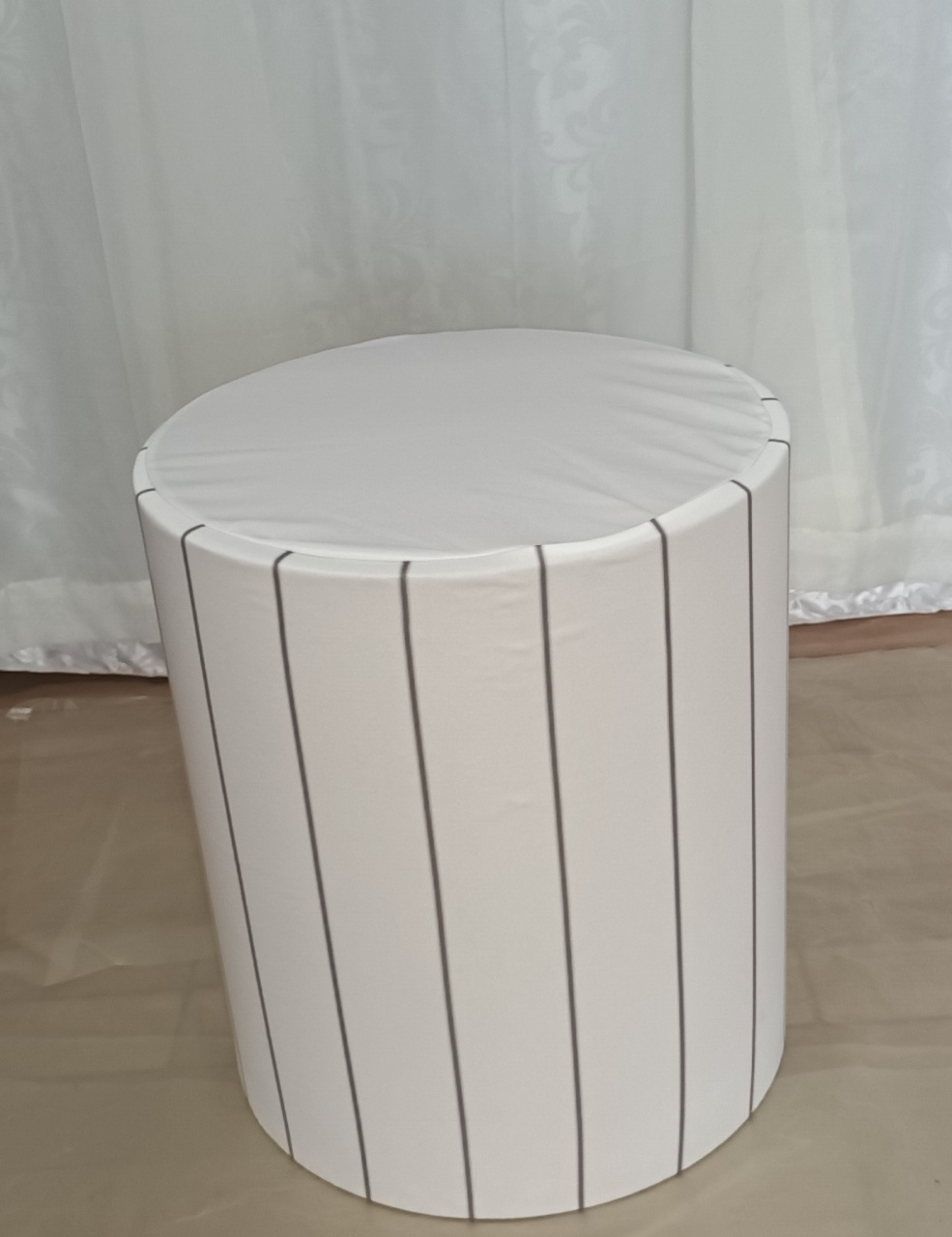 Capa de Cilindro Sublimada: Ripado Branco\ P    - CRIS FEST DECOR - PEGUE E MONTE