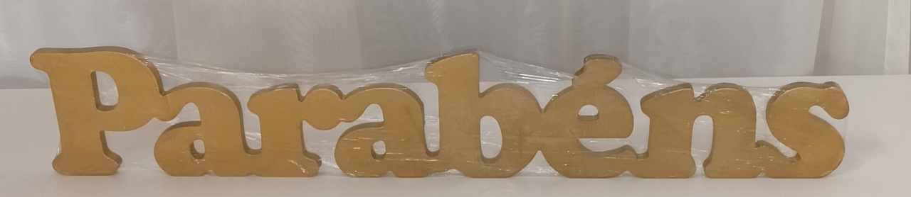 Adereços de Mesa - Palavra "Parabens" Mdf   - CRIS FEST DECOR - PEGUE E MONTE