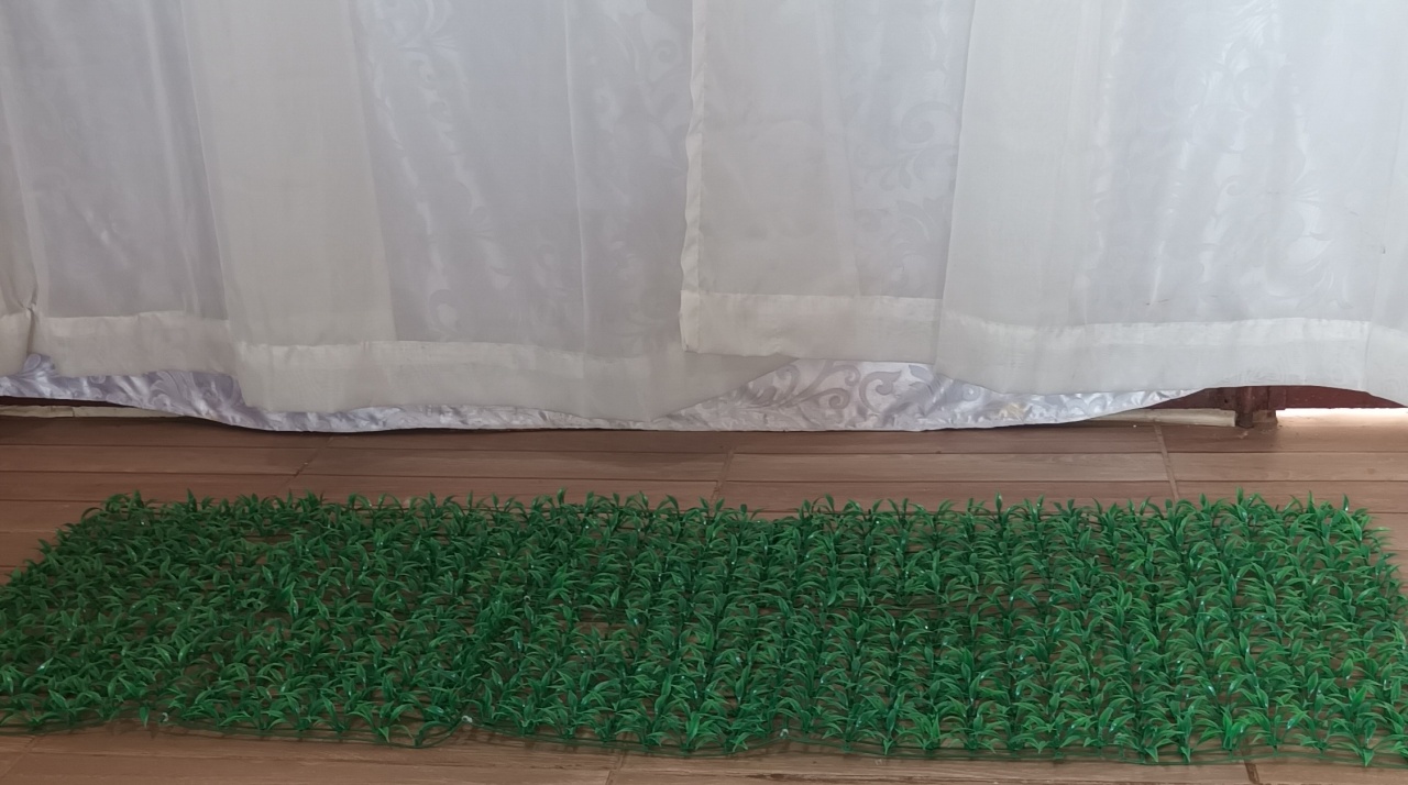 Trilho Grama Pvc - CRIS FEST DECOR - PEGUE E MONTE