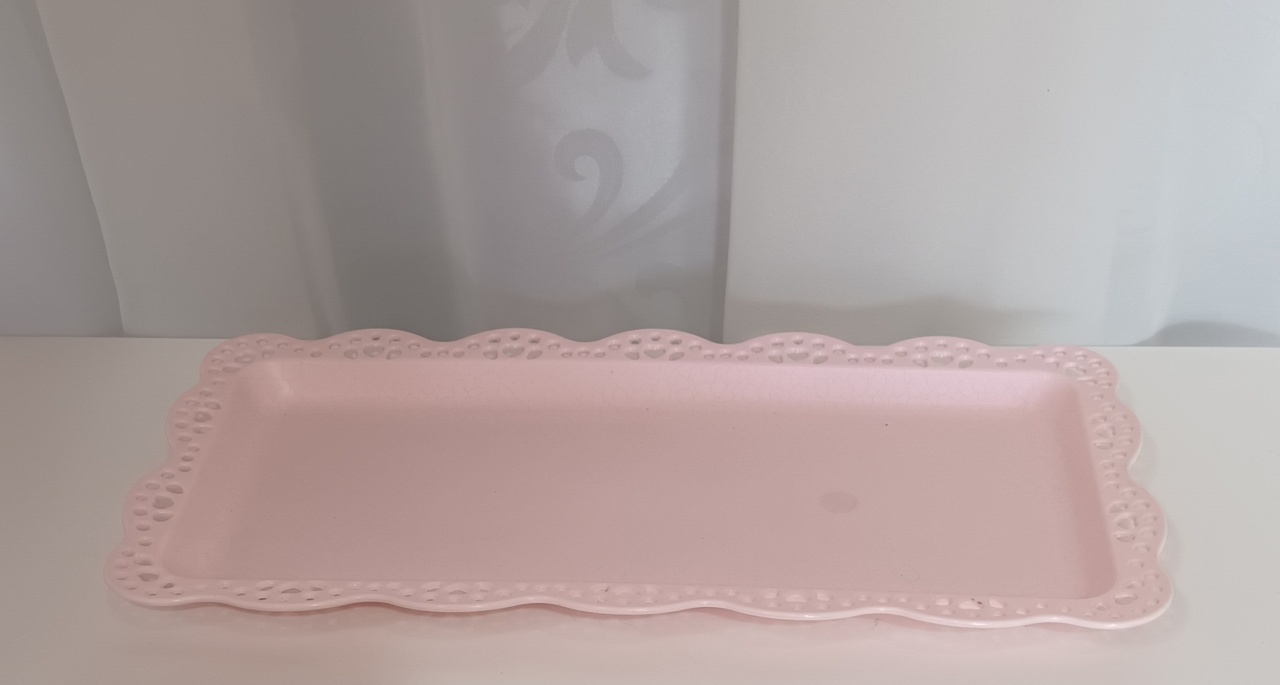 Bandeja - Retangular Renda Rosa Candy  - CRIS FEST DECOR - PEGUE E MONTE
