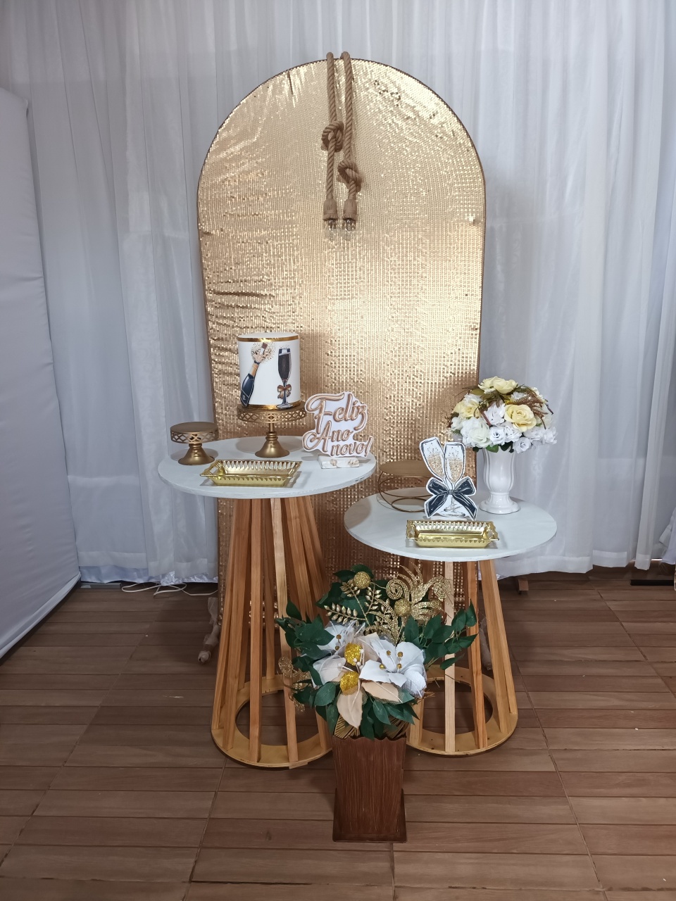 Composição - Ano Novo    - CRIS FEST DECOR - PEGUE E MONTE