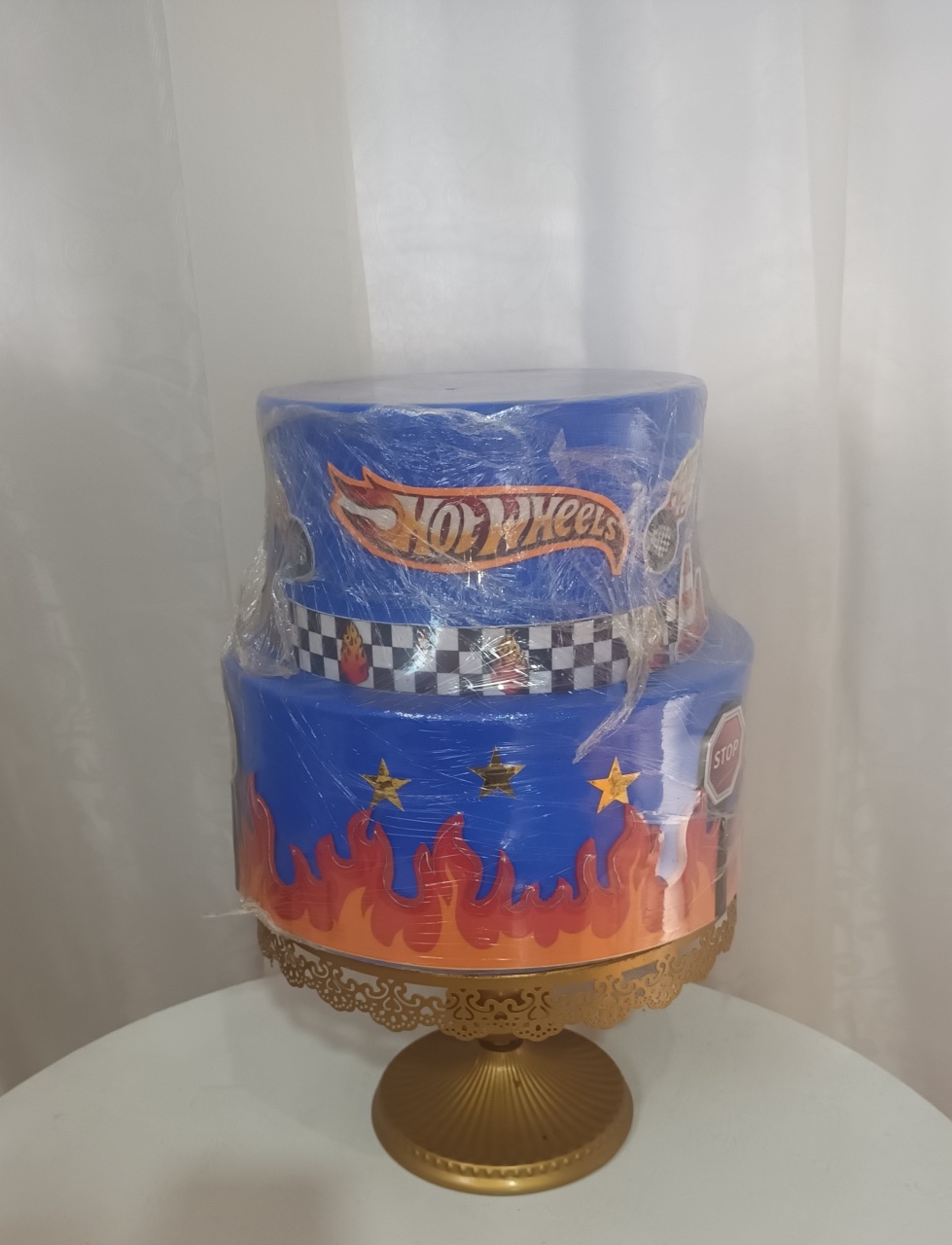 Bolo Fake Ii - Hotwheels - CRIS FEST DECOR - PEGUE E MONTE