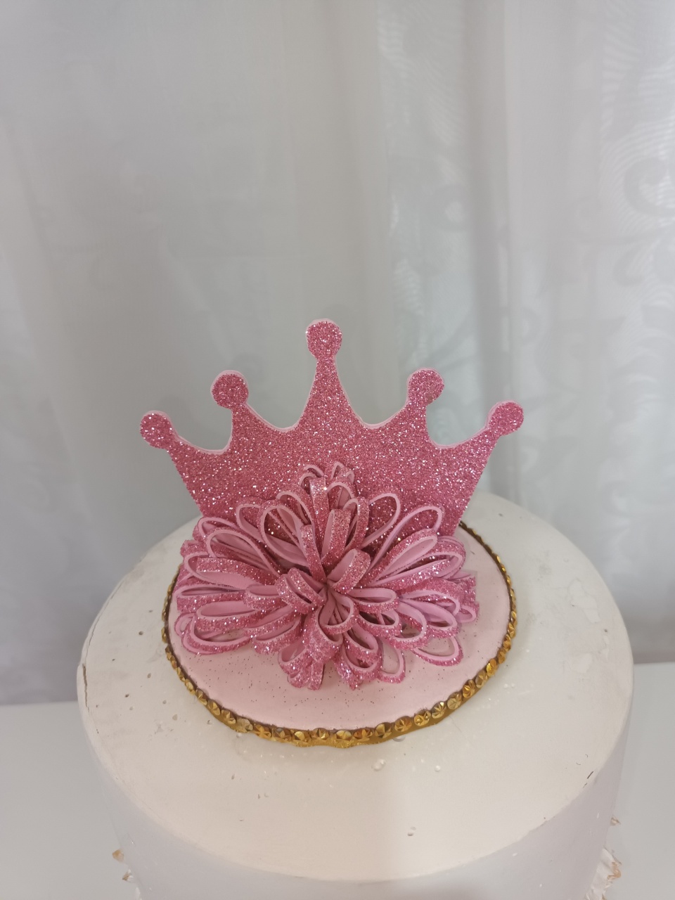 Enfeite Temático -  Coroa Rosa - CRIS FEST DECOR - PEGUE E MONTE