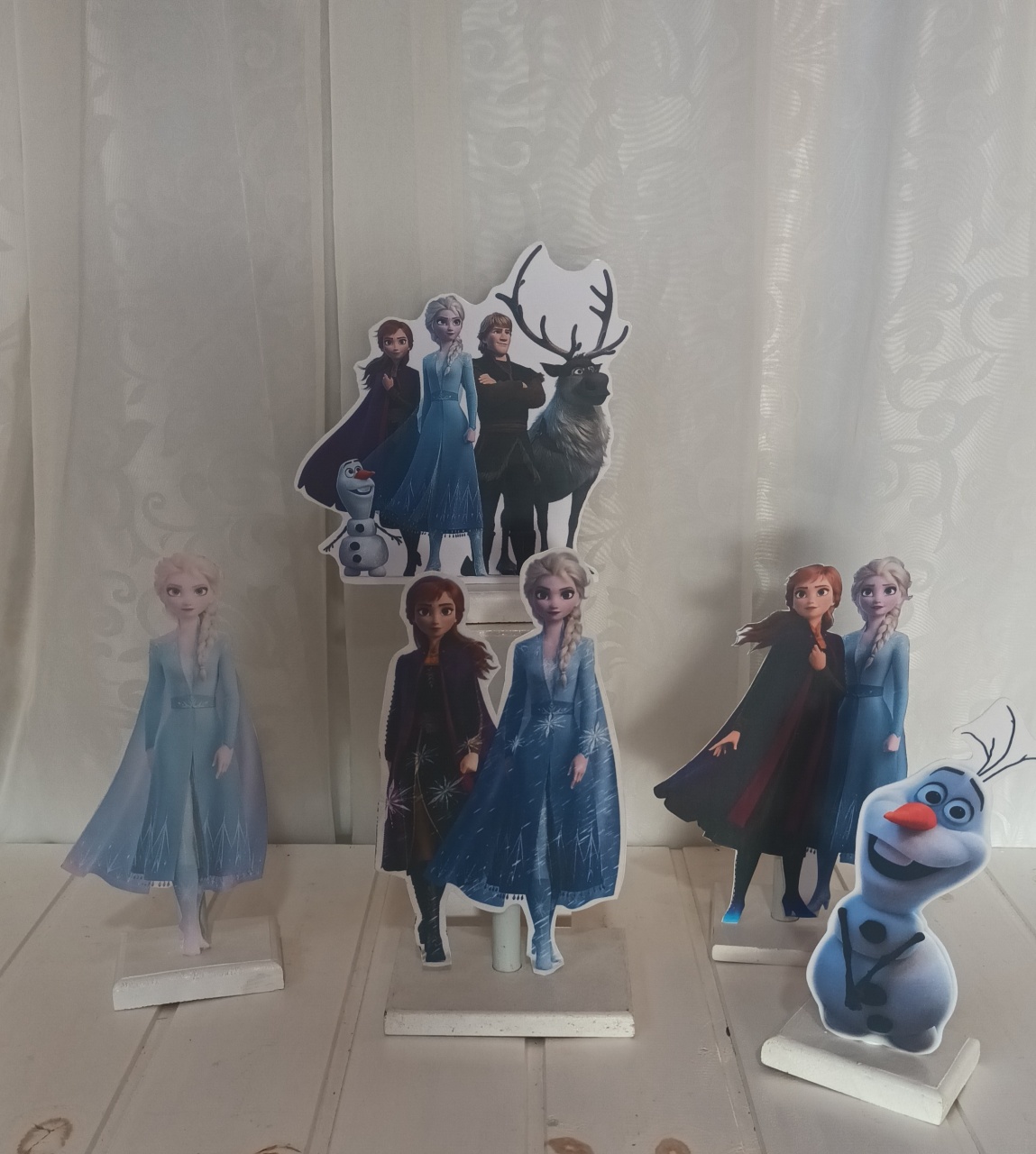 Display de Mesa - Tema: Frozen - CRIS FEST DECOR - PEGUE E MONTE