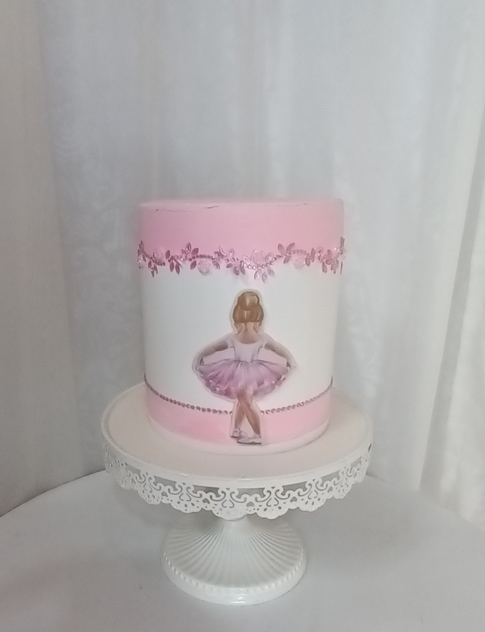 Bolo Fake I  - Bailarina  - CRIS FEST DECOR - PEGUE E MONTE
