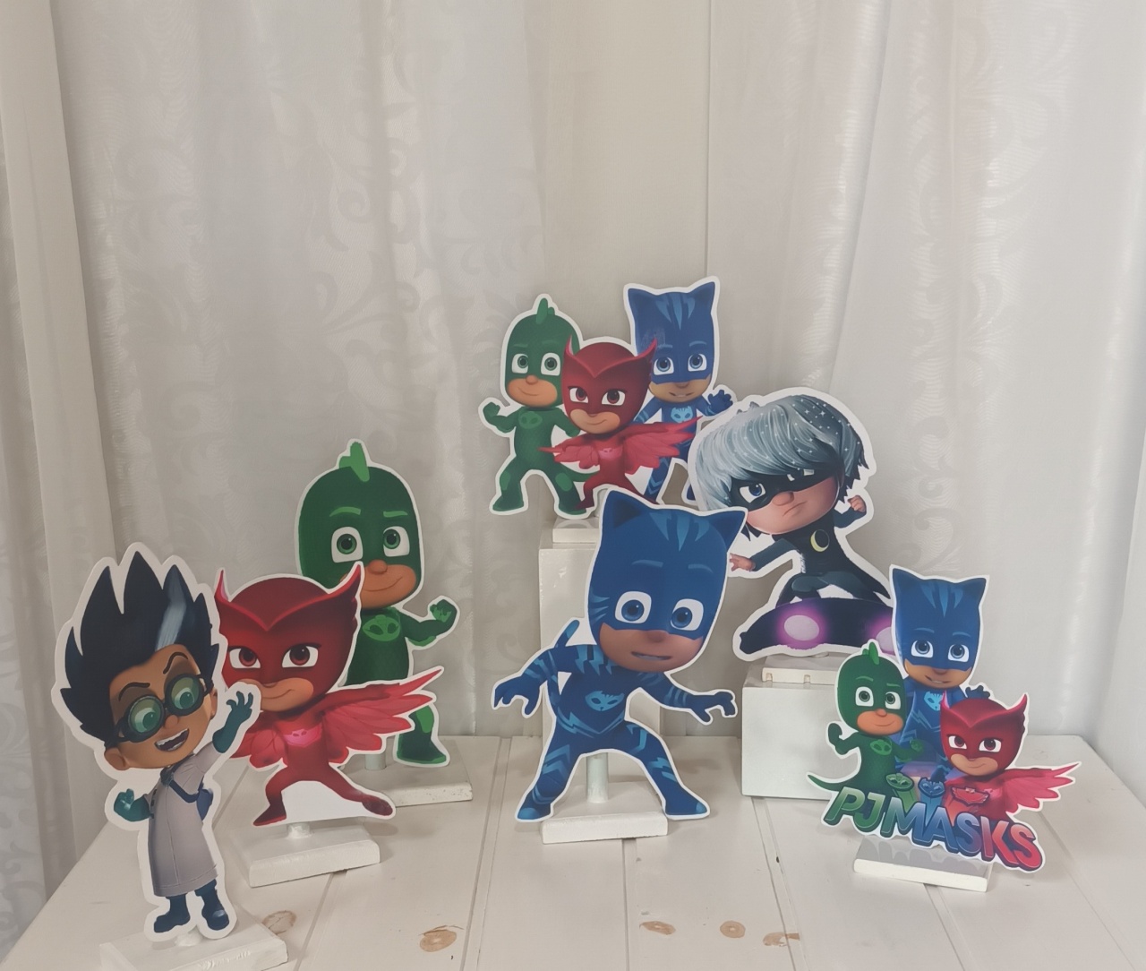 Display de Mesa - Tema: Pj Masks - CRIS FEST DECOR - PEGUE E MONTE
