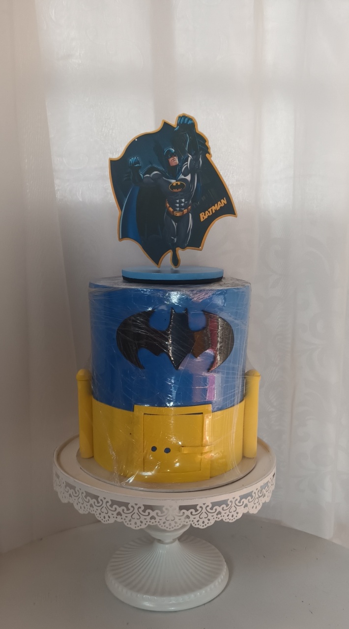 Bolo Fake I  - Batman  - CRIS FEST DECOR - PEGUE E MONTE