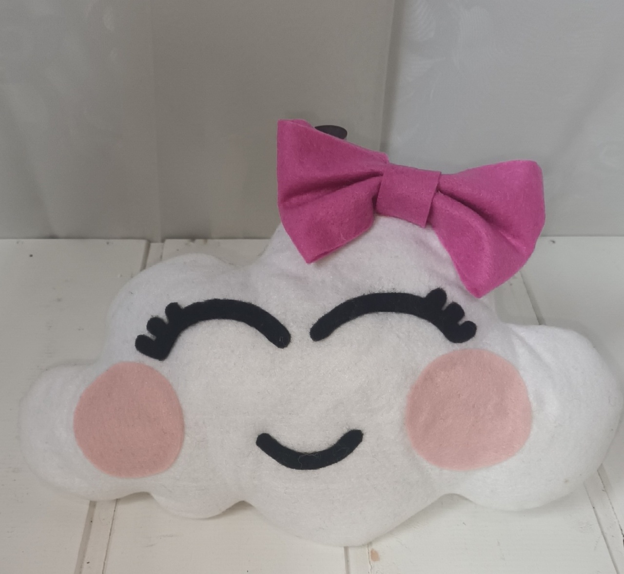 Personagem Feltro -  Nuvem G - CRIS FEST DECOR - PEGUE E MONTE
