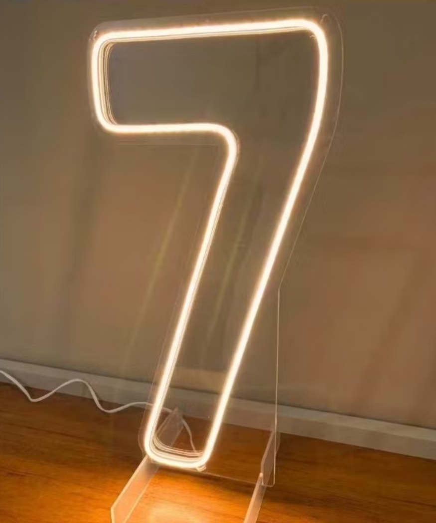 Número Led 7 Acrílico Branco Quente 50Cm - Decorart Pegue e monte e Decoração completa