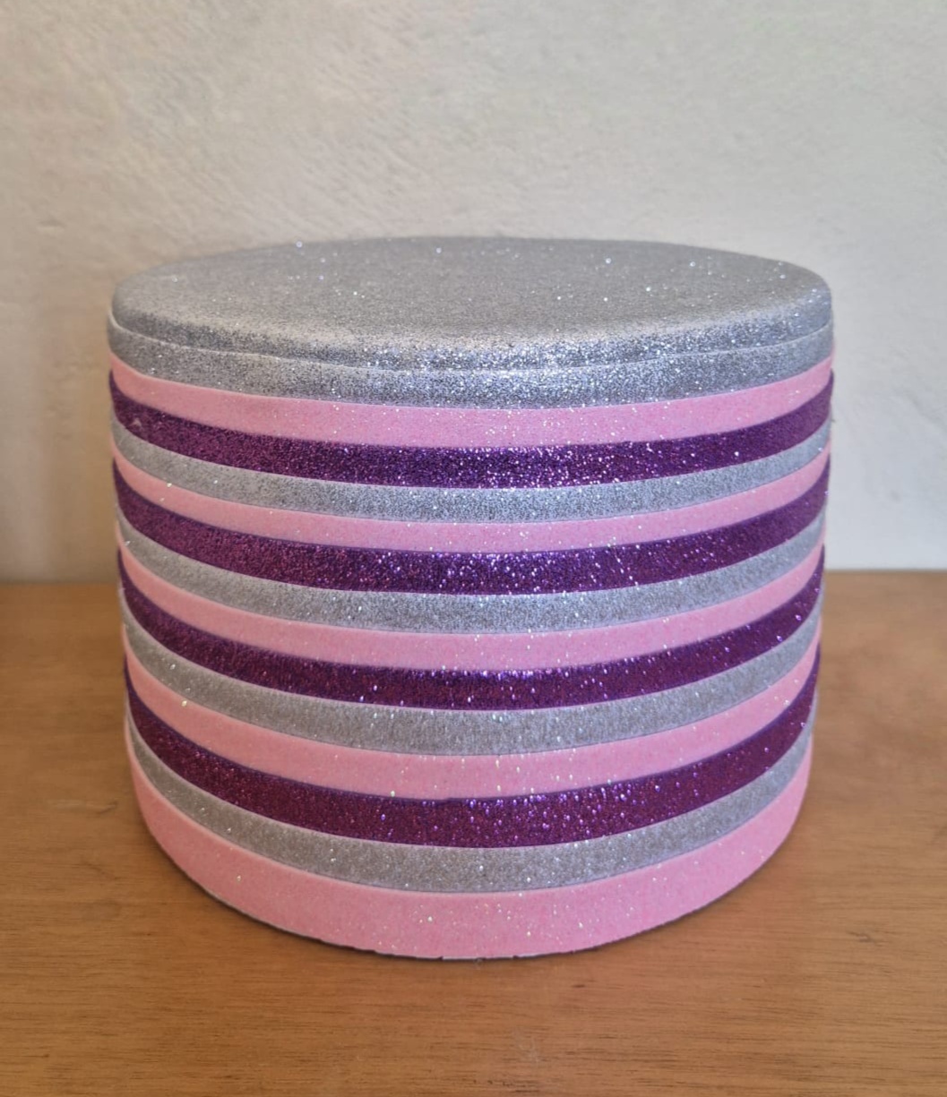 Bolo Cenografico Rosa, Roxo E Prata Com Glitter - Decora na Hora