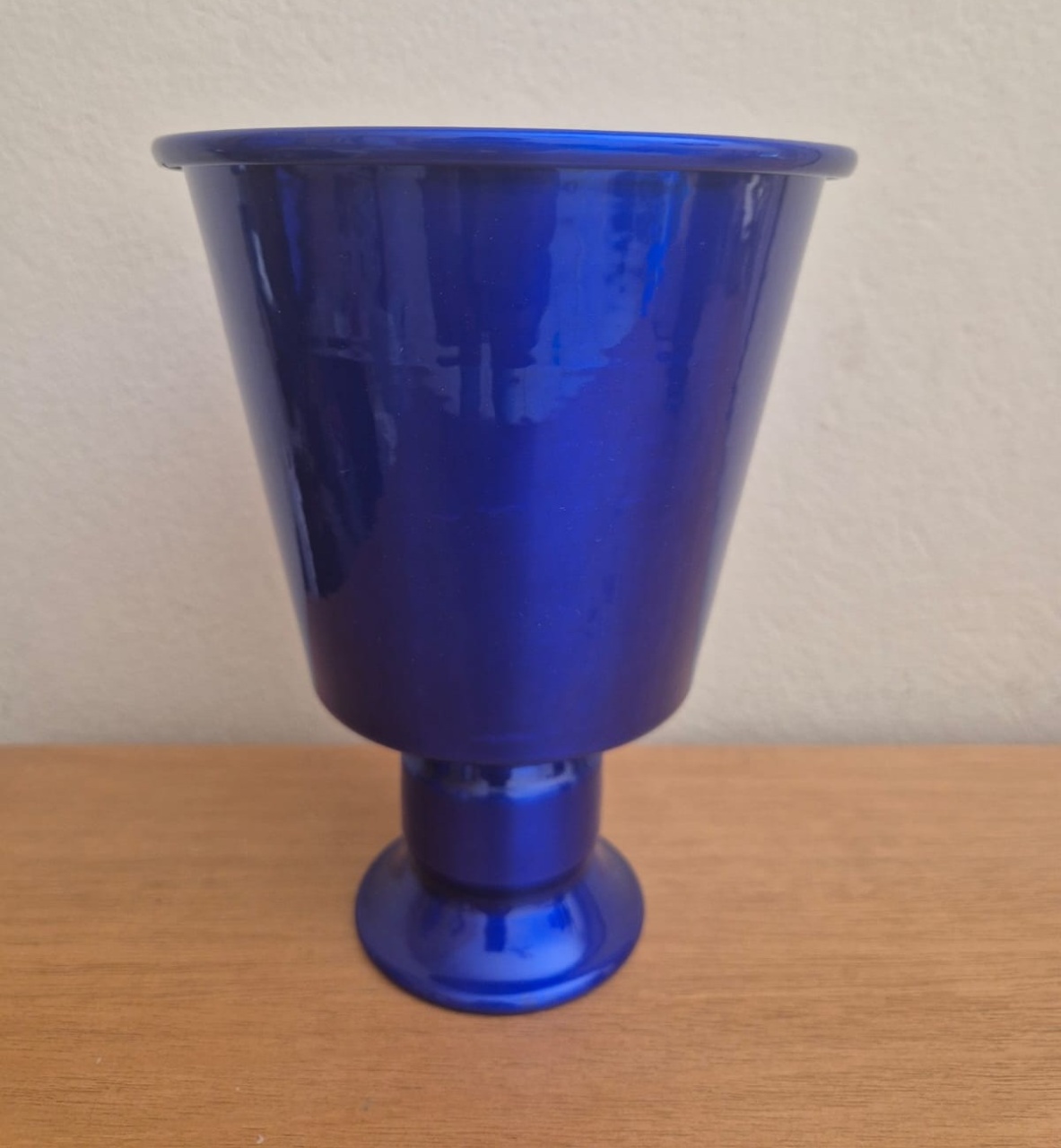 Vaso de Aluminio Tulipa Azul Royal - Decora na Hora