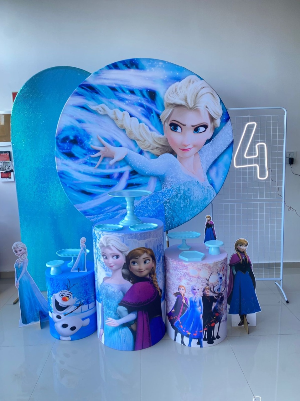Kit Frozen - Com Led 4 E Painel Romano - Taiany Nilva Parodi Gonçalves Camargo