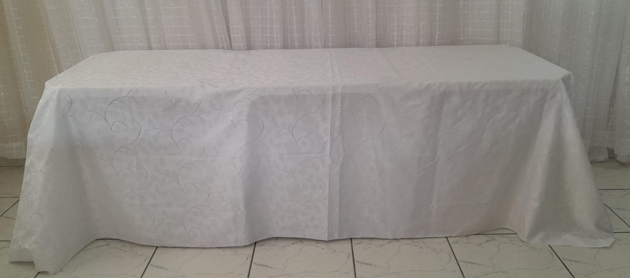 Toalha de Mesa Buffet - Branca - 3,28X1,65 - Decor Shalom