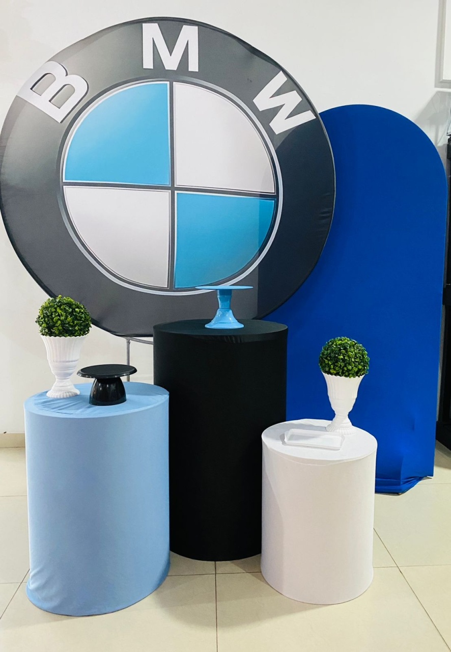Kit Médio Bmw  - Arrazo Decorações