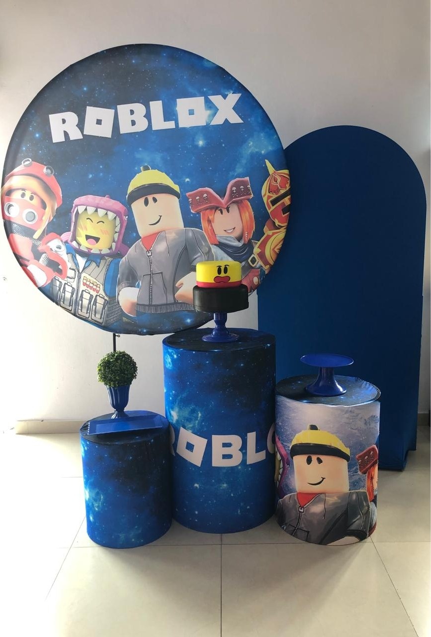 Kit Médio Roblox  - Arrazo Decorações