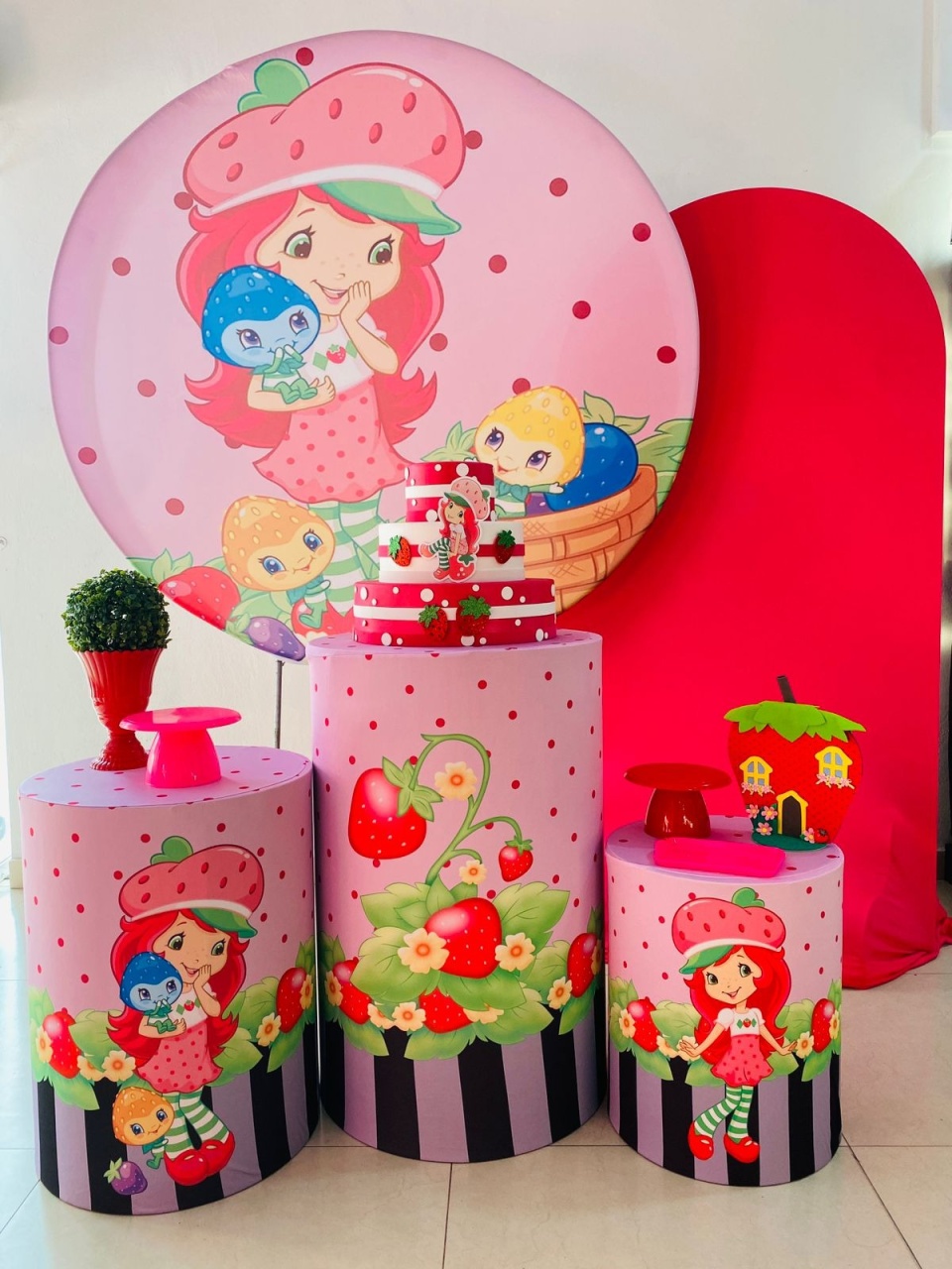 Kit Médio Moranguinho  - Arrazo Decorações