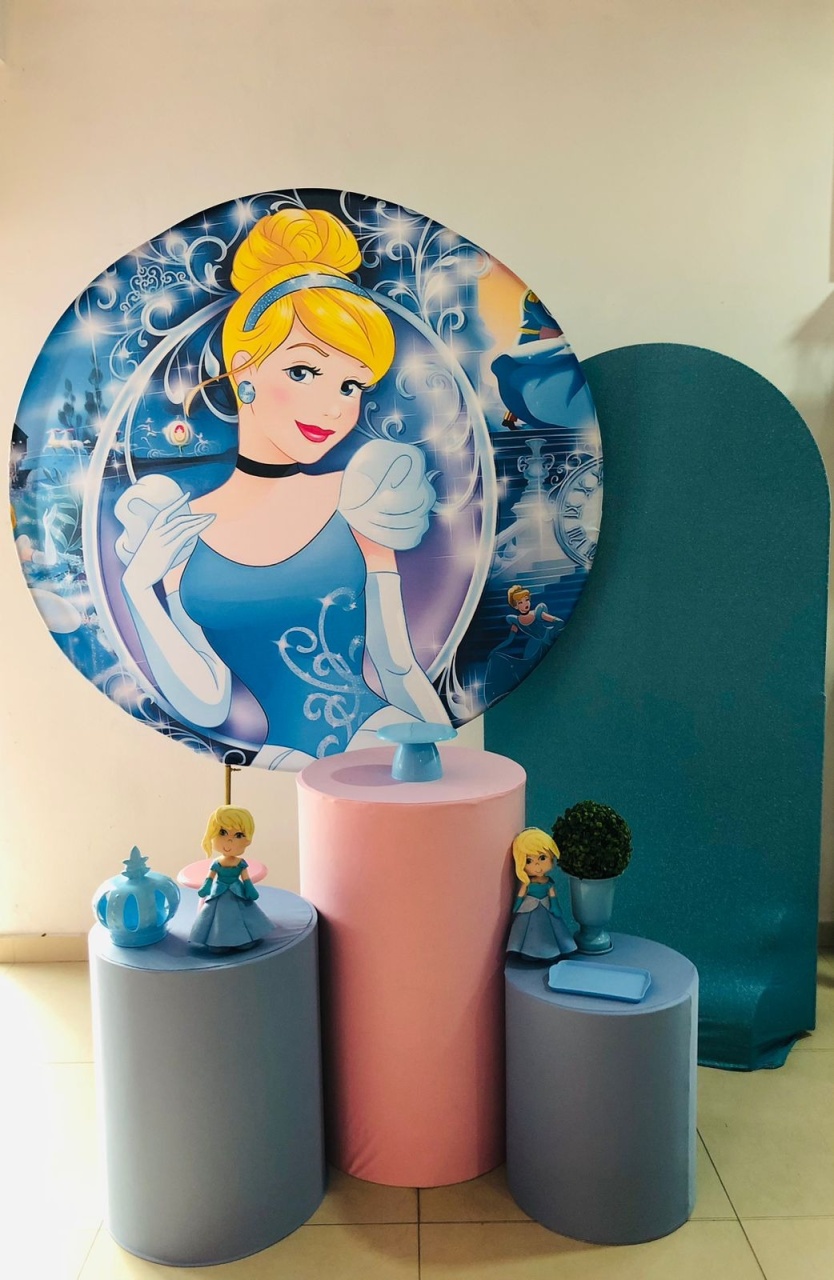 Kit Medio Cinderela Capas Lisas - Arrazo Decorações