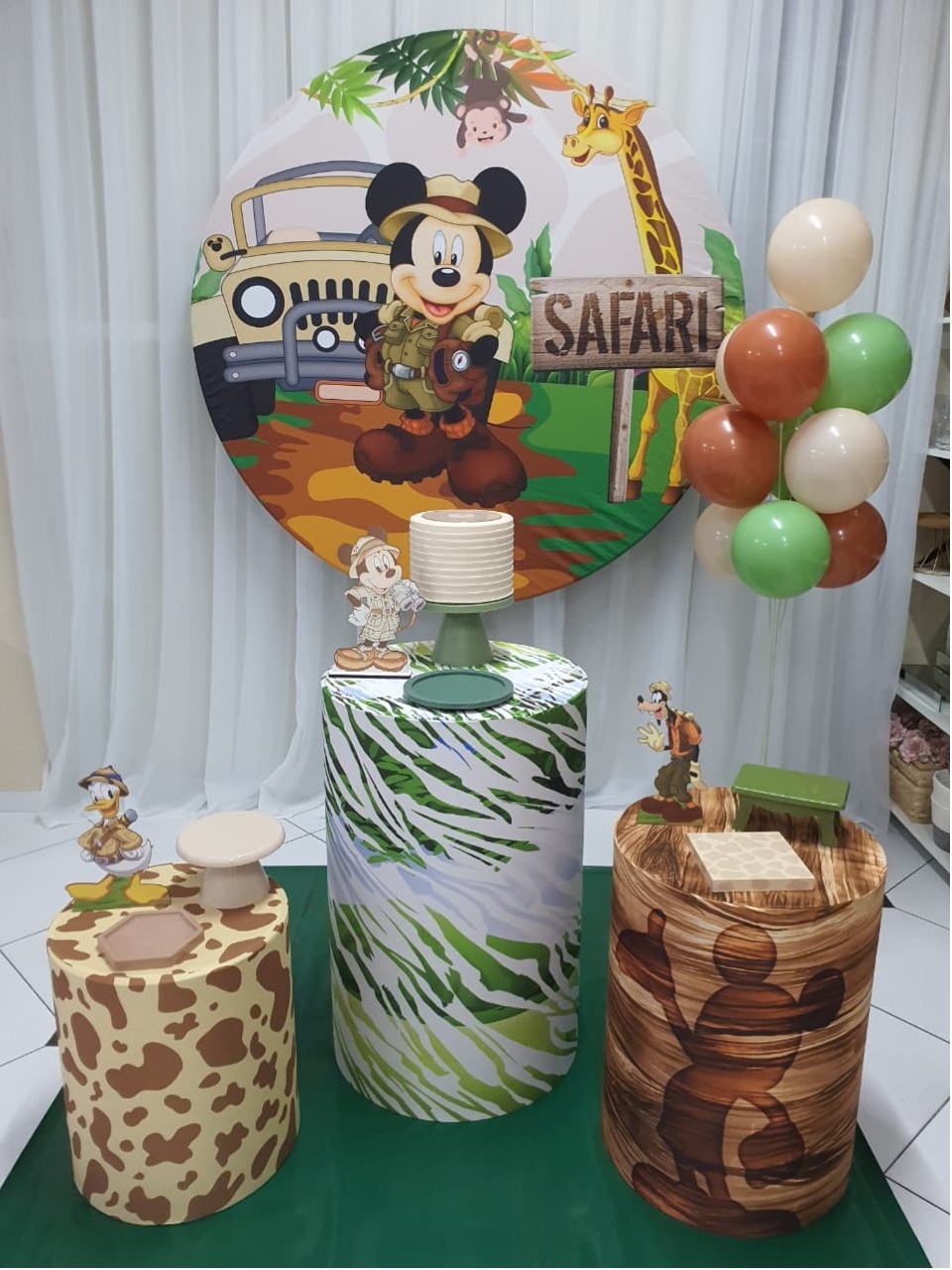 Mickey Safari 1 - MultiBomFestas