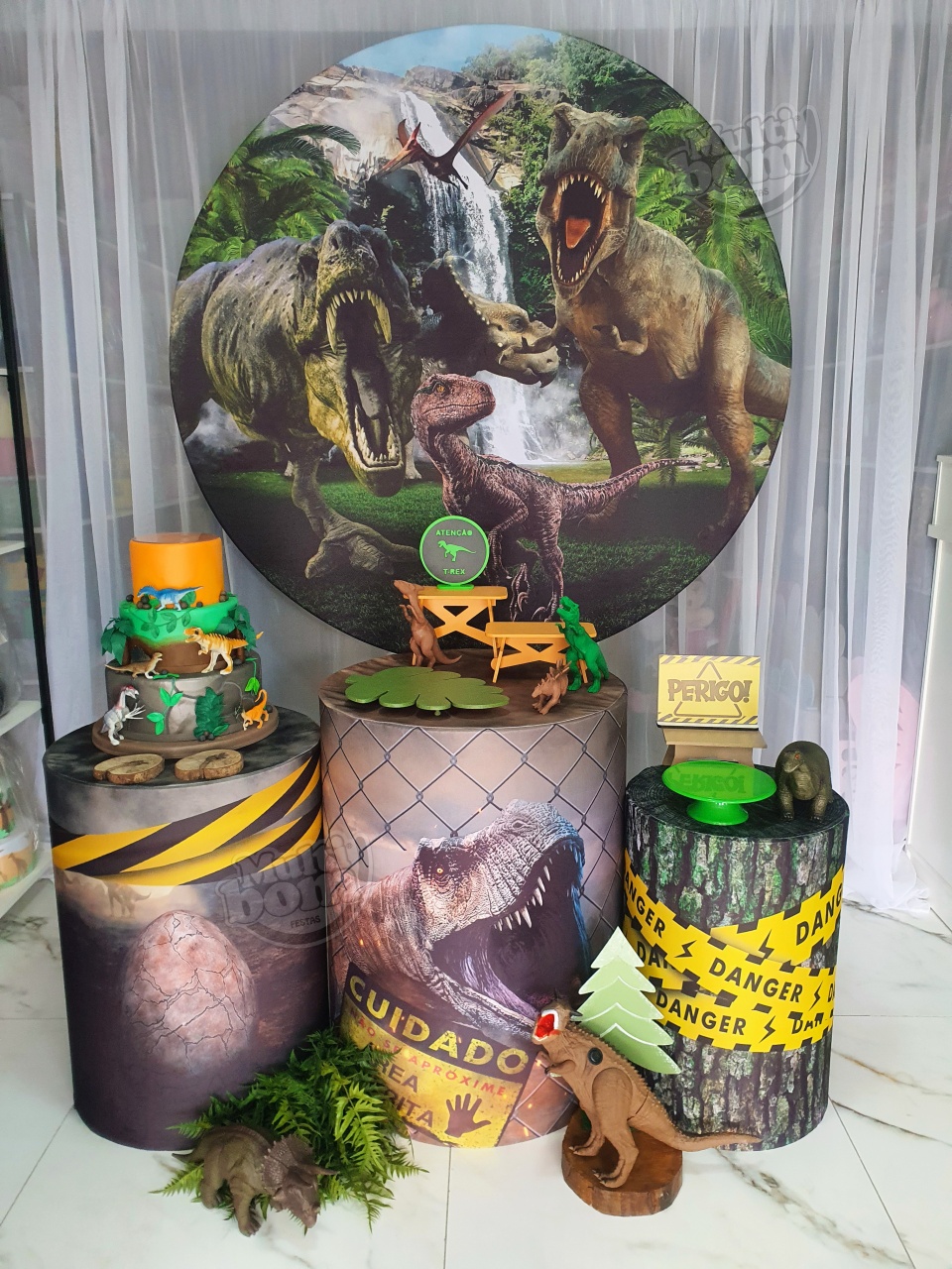 Dinossauros 3 - MultiBomFestas