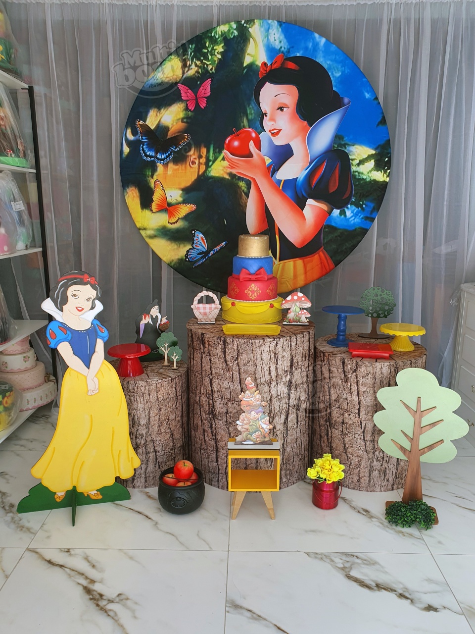 Branca de Neve - MultiBomFestas