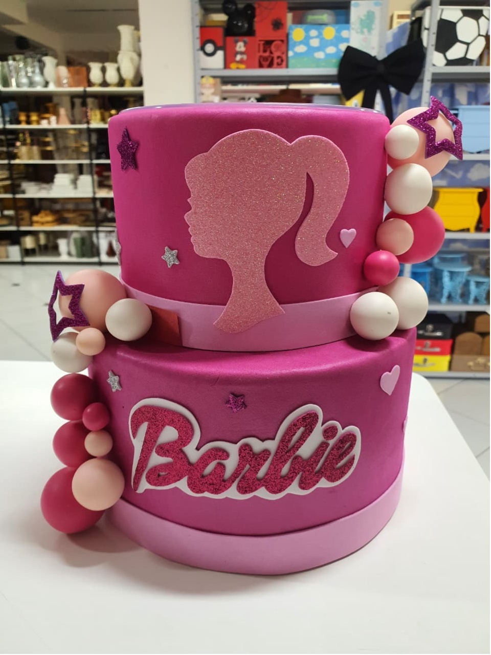 Bolo Fake Barbie - MultiBomFestas
