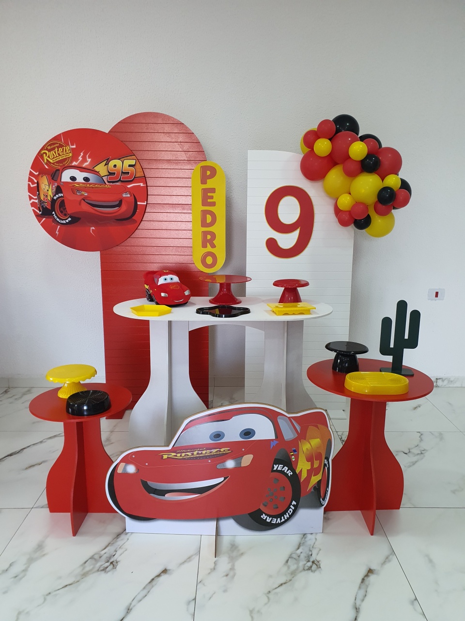 Lovelly Party Carros - MultiBomFestas