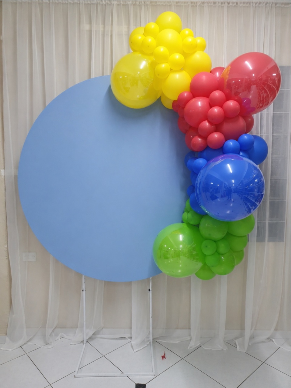 3 - Arco Luxo de Balões - MultiBomFestas