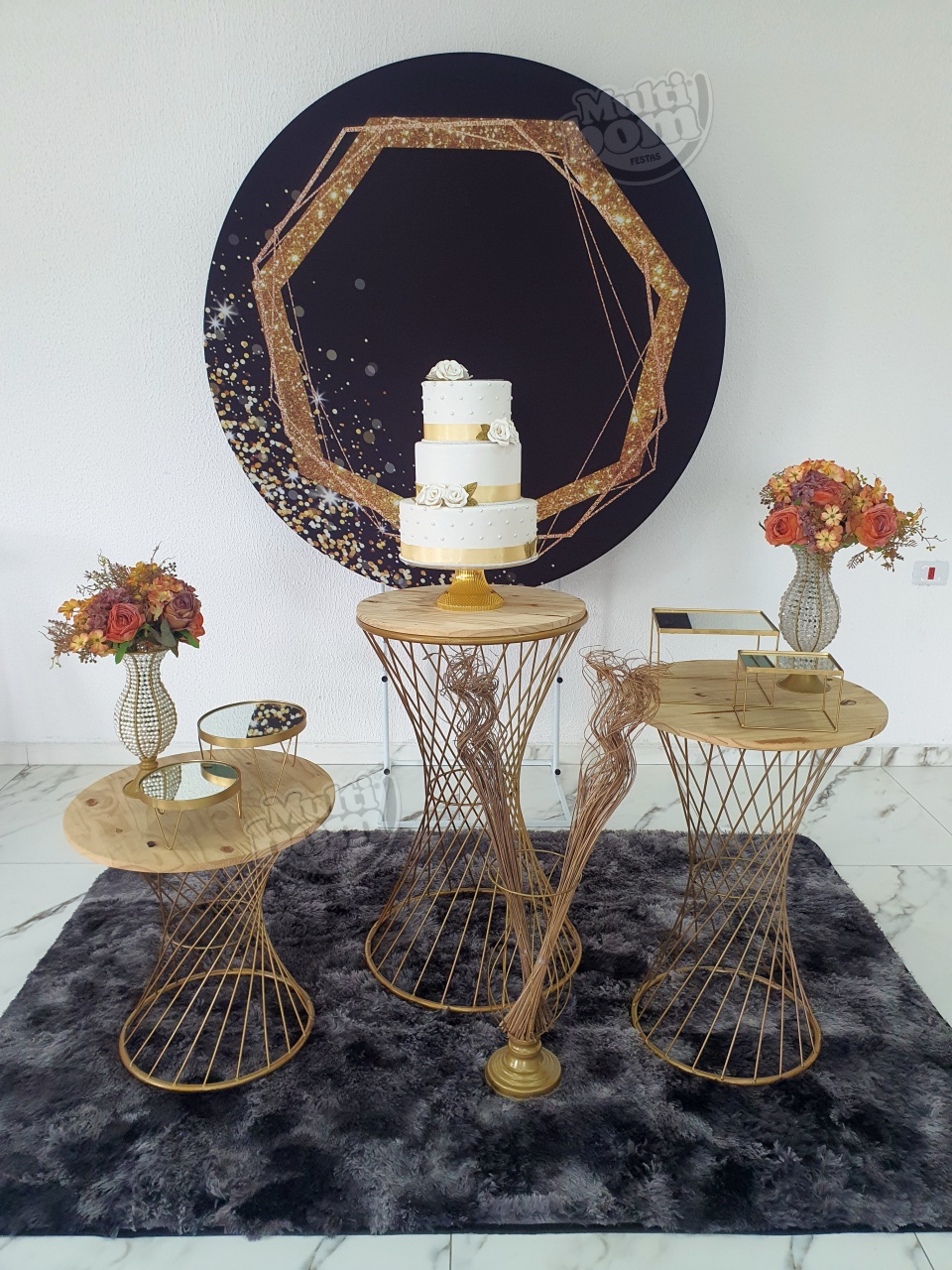 15 Anos Glitter Dourado 2 - MultiBomFestas
