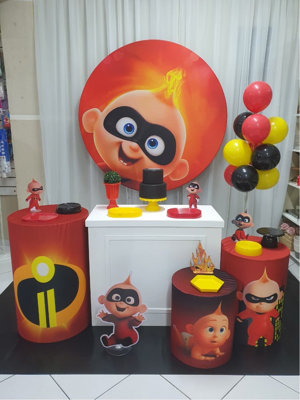 Zezé Os Incríveis 2 - MultiBomFestas
