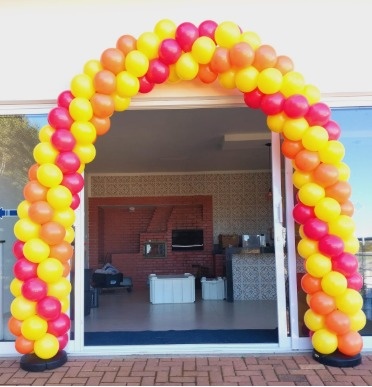 Arco de Balões - Entrada 6 Mts - Jujuba Festa e Cia 