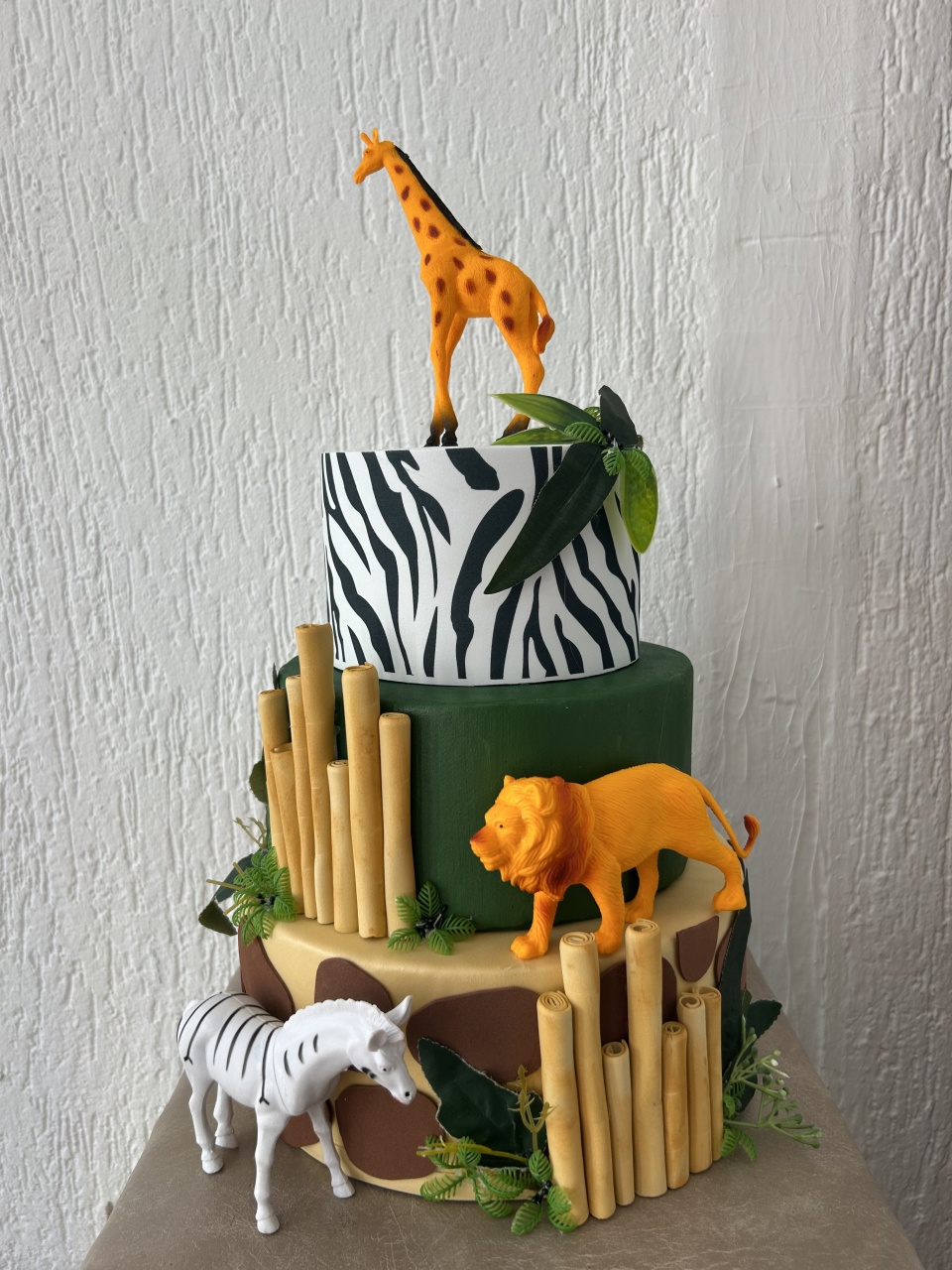 Bolo Fake Safari Selva - Jujuba Festa e Cia 