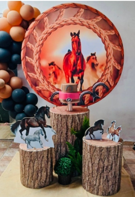 Kit Pm Básico Cavalo - Jujuba Festa e Cia 
