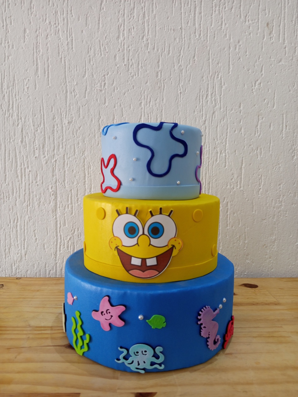 Bolo Fake Bob Esponja  - Jujuba Festa e Cia 