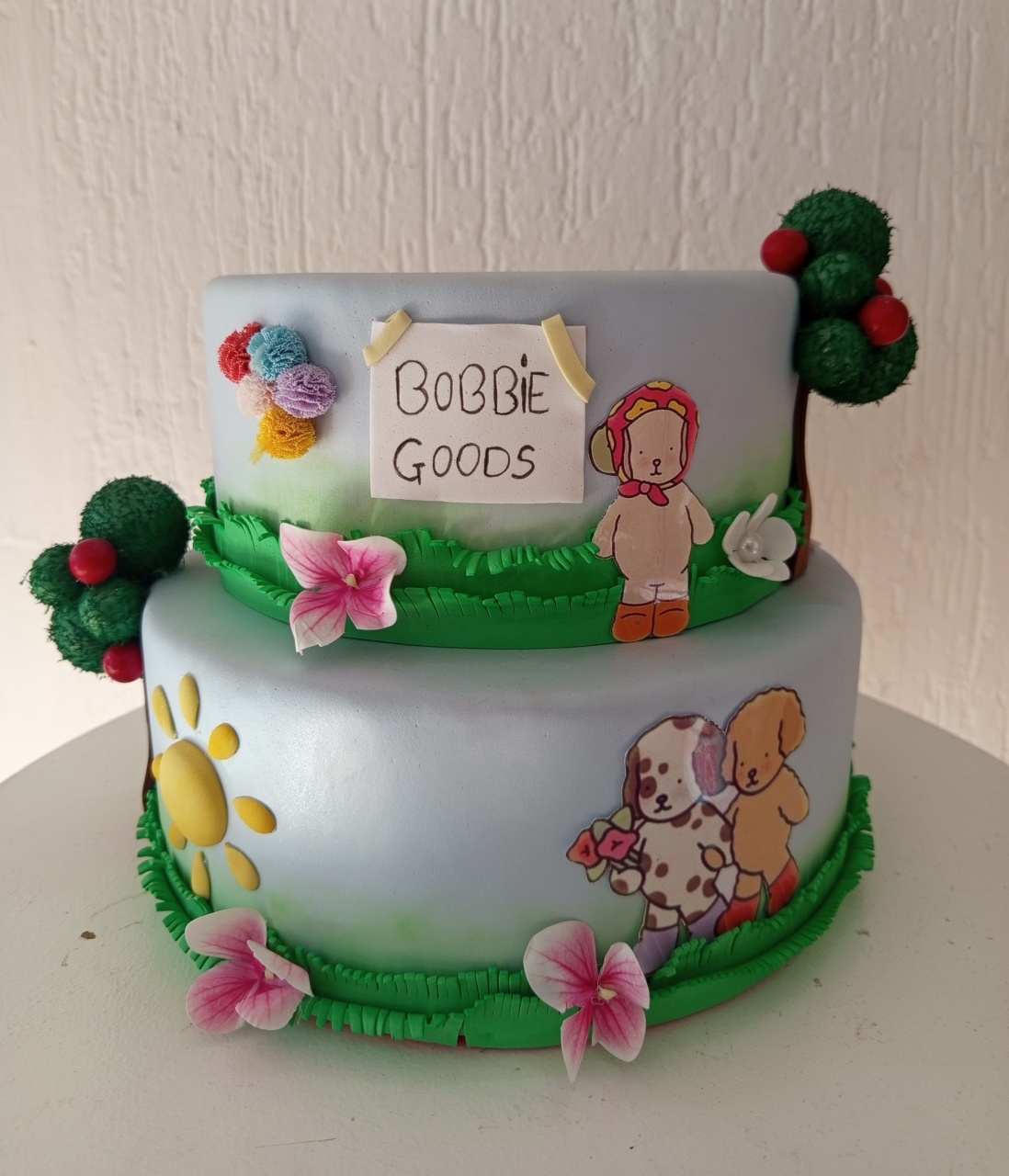 Bolo Fake Bobbie Goods  - Jujuba Festa e Cia 