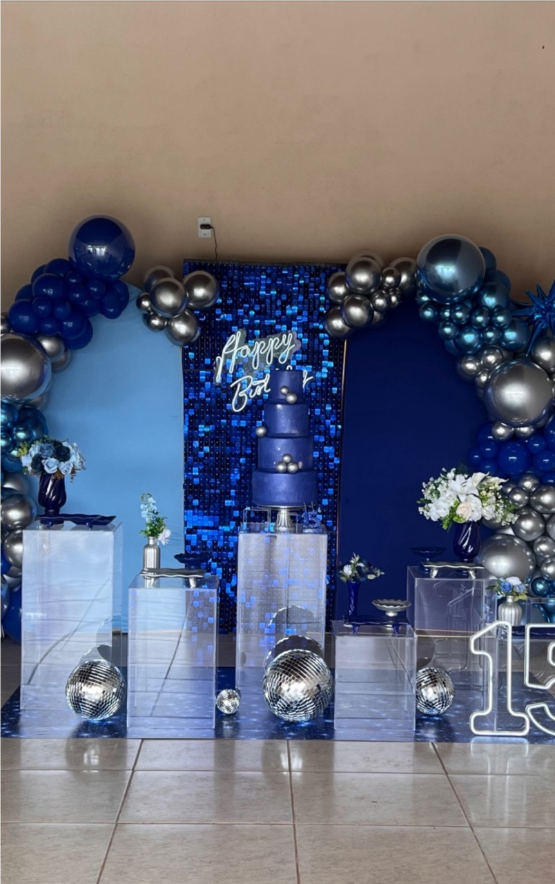 Decoração Completa Vip Azul E Prata  - Jujuba Festa e Cia 