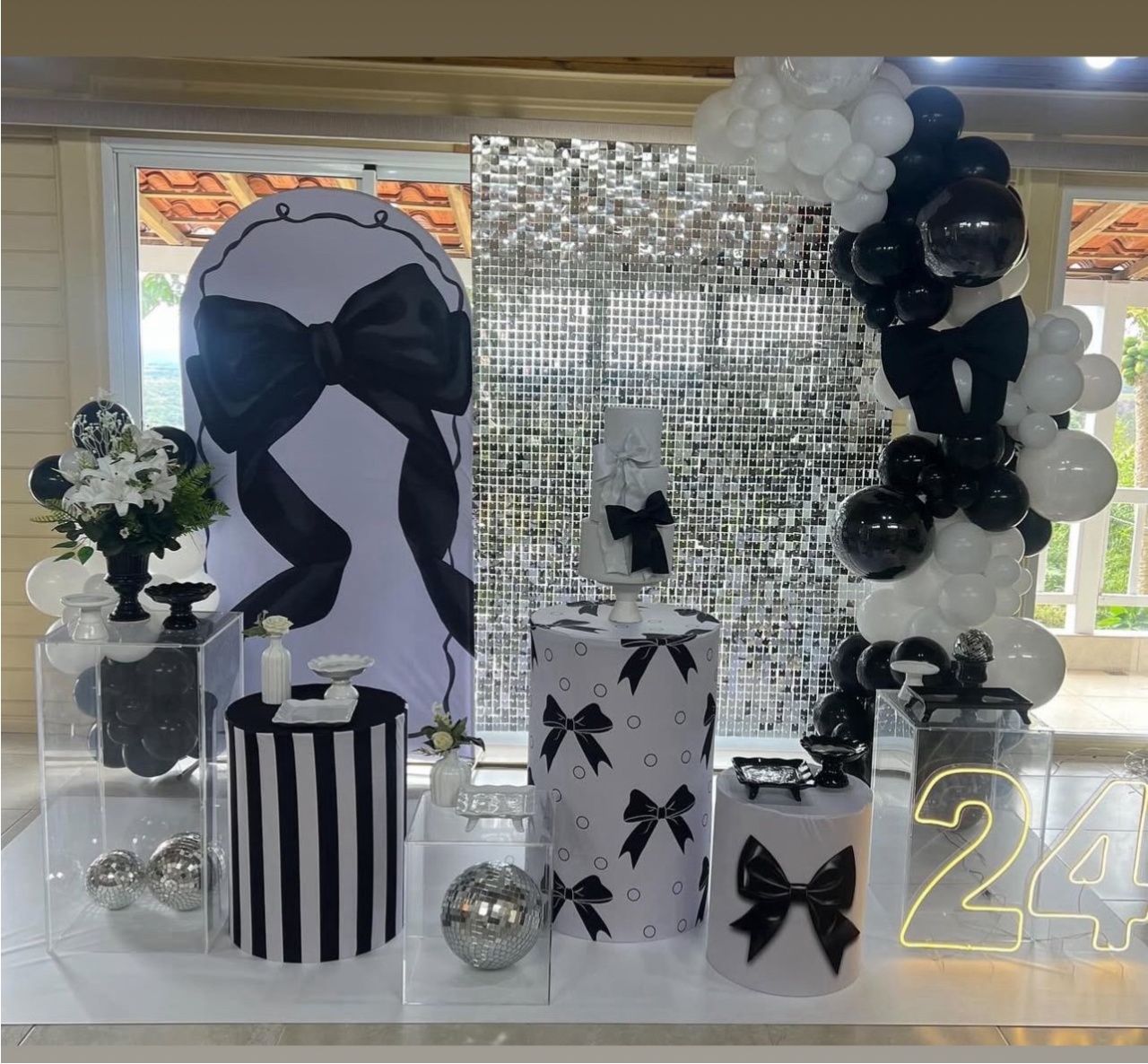 Decoração Shimmer Laço Preto - Jujuba Festa e Cia 