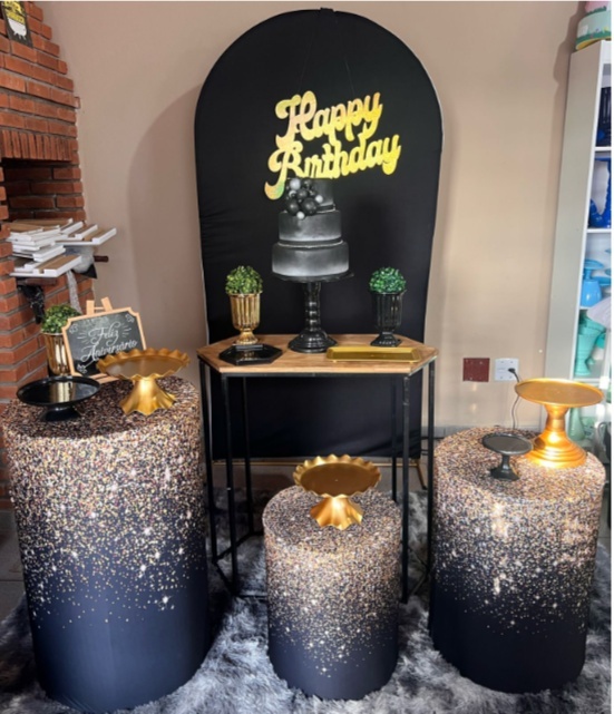 Kit Pm Grande Preto Com Dourado - Jujuba Festa e Cia 