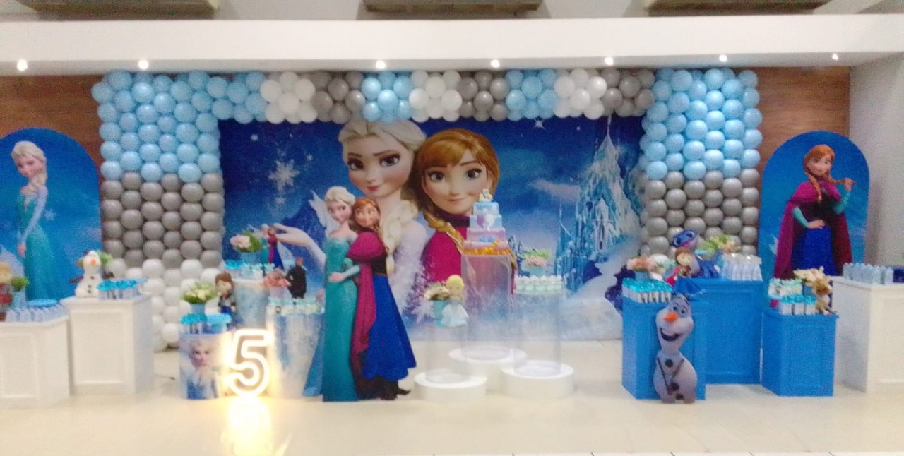Frozen  - flaviabarrofaldi