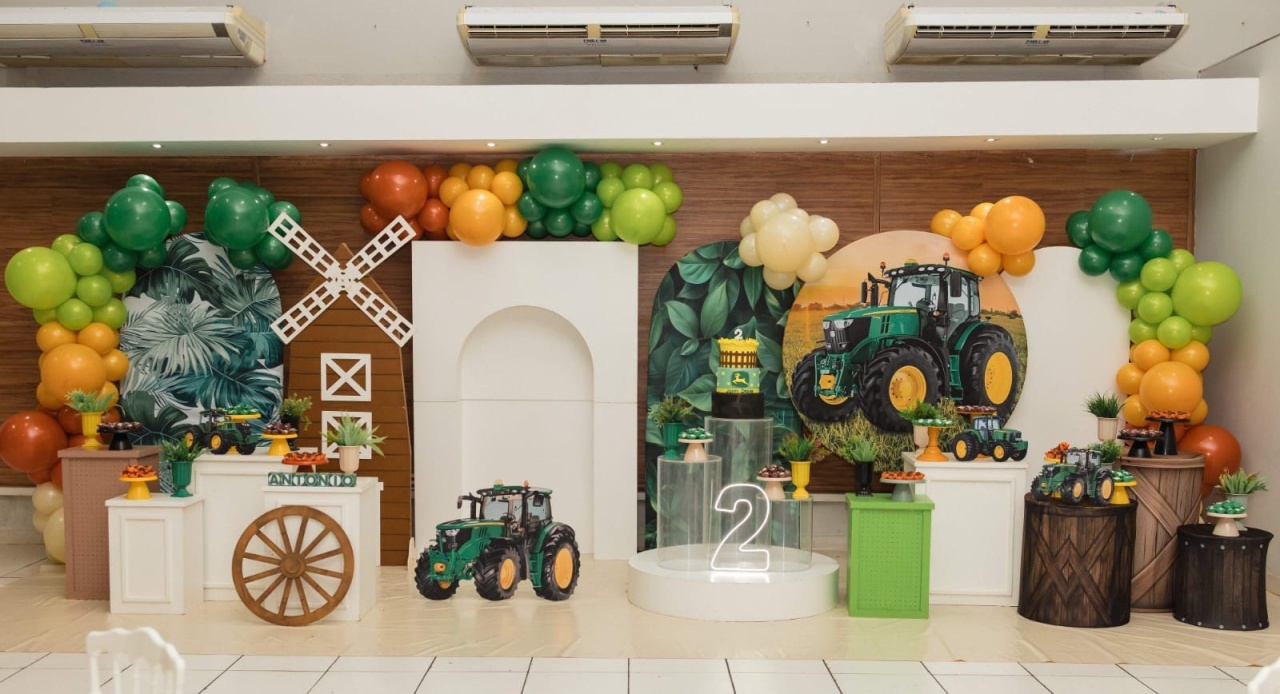 Trator John Deere  - flaviabarrofaldi