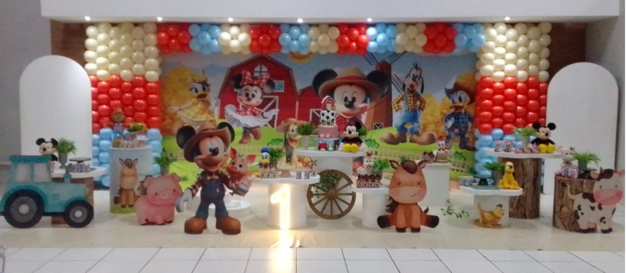 Fazendinha Do Mickey - flaviabarrofaldi
