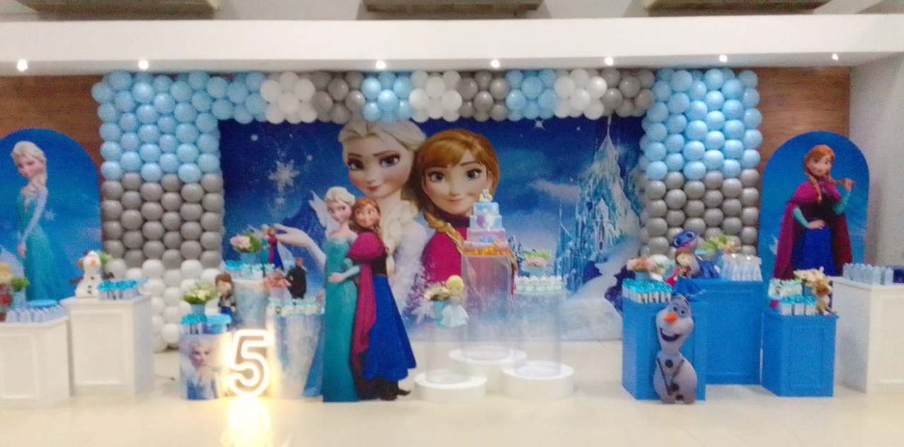 Frozen  - flaviabarrofaldi