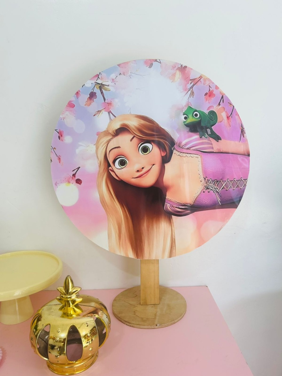 Painel de Mesa Rapunzel - Pegue e Monte Flávia Pimentel